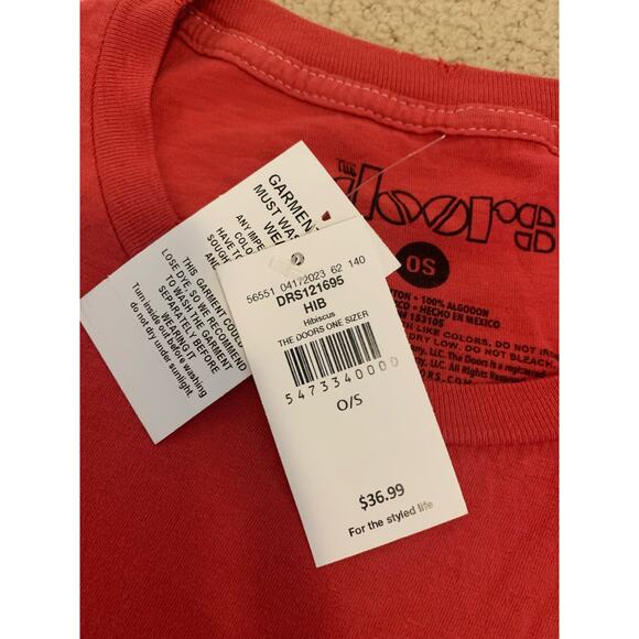 NWT Buckle The Doors Red Graphic Tee - Picture 5 of 6